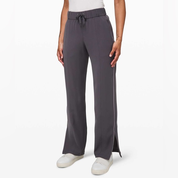 Lululemon On the Right Track Pant - Picture 1 of 6